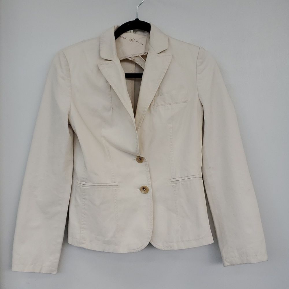 Banana Republic | SIZE 2 | FITTED BLAZER CREAM TAN